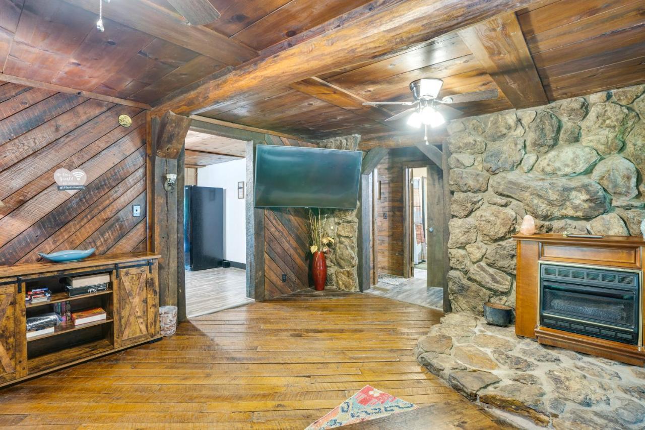 French Lick Getaway With Deck, Grill And Fire Pit! Villa Exteriör bild
