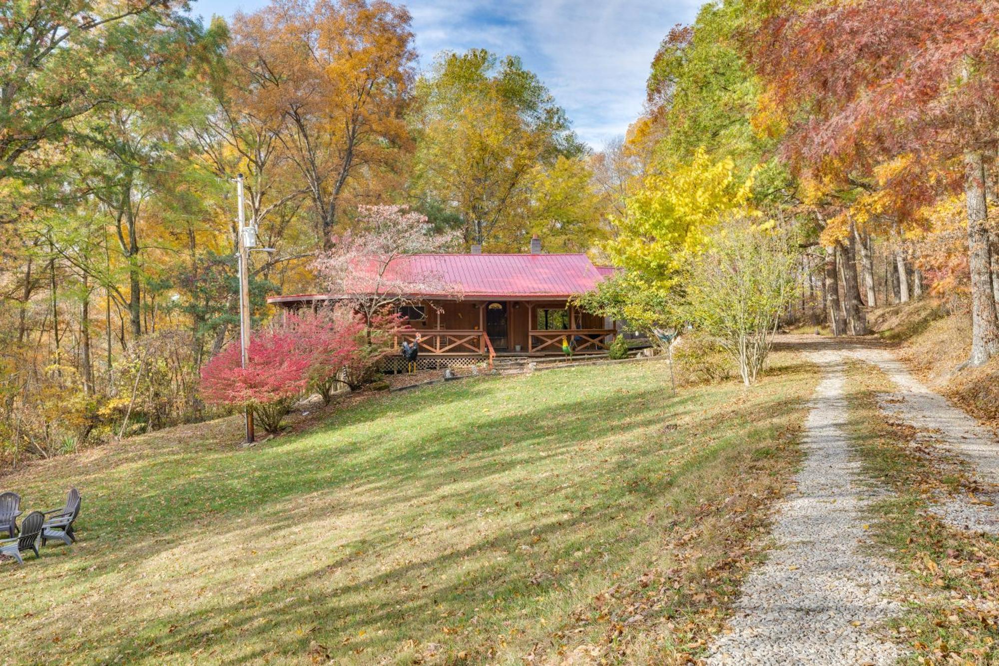 French Lick Getaway With Deck, Grill And Fire Pit! Villa Exteriör bild